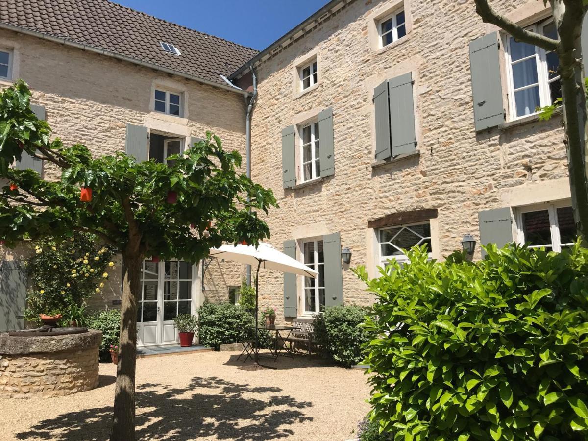 Отель Le Relais De Scisse Saint-Gengoux-de-Scisse Экстерьер фото
